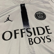 Stay Offside - Paris